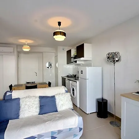 Appartement Studio Recent Pour 4 Personnes *